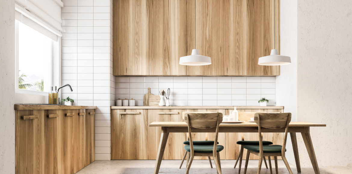 Drewniane meble kuchenne – Na co zwrócić uwagę przy ich zakupie?